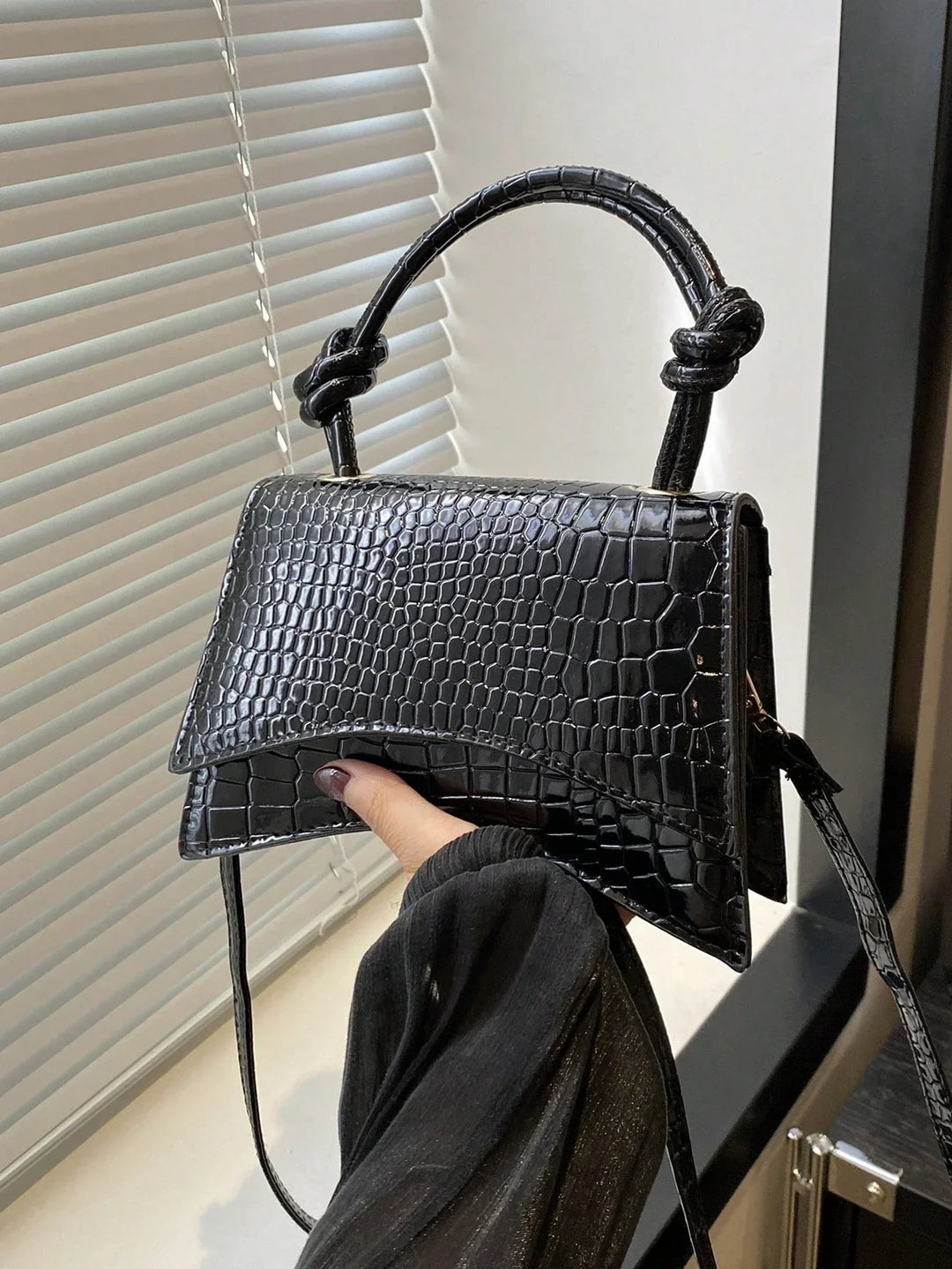 Nathalia - Curved Crossbody Bag
