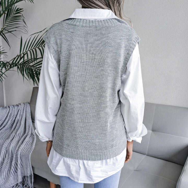 Scarlet - V-Neck Knitted Vest